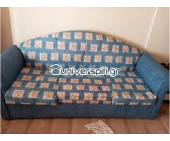 Τριθέσιος καναπές μήκους 2μ, από αλέκιαστο Ύφασμα και ανοιγόμενο διπλό κραβάτι με στρώμα.
